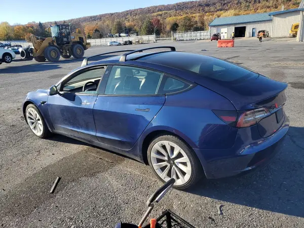 5YJ3E1EAXPF402075 2023 TESLA MODEL 3 - Image 2