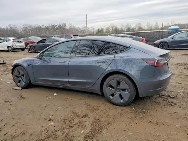 5YJ3E1EAXPF407972 2023 TESLA MODEL 3 - Image 2