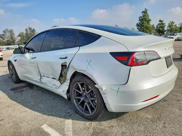 5YJ3E1EAXPF409351 2023 TESLA MODEL 3 - Image 2