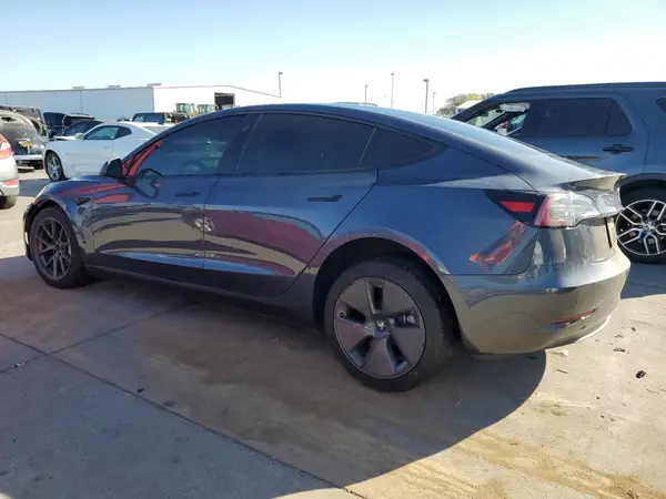 5YJ3E1EAXPF411391 2023 TESLA MODEL 3 - Image 2