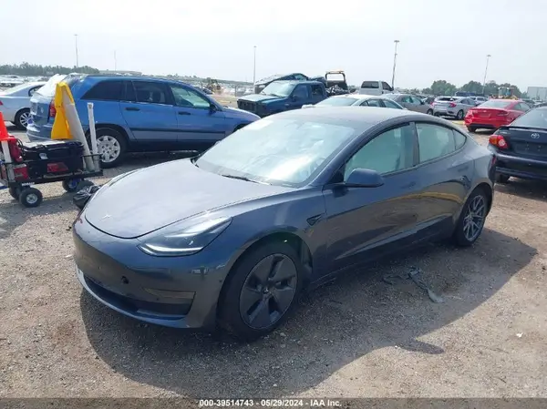 5YJ3E1EAXPF414646 2023 TESLA MODEL 3 - Image 2