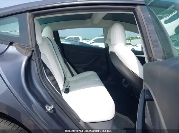 5YJ3E1EAXPF414646 2023 TESLA MODEL 3 - Image 8