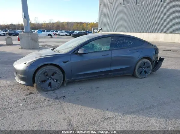 5YJ3E1EAXPF420981 2023 TESLA MODEL 3 - Image 2