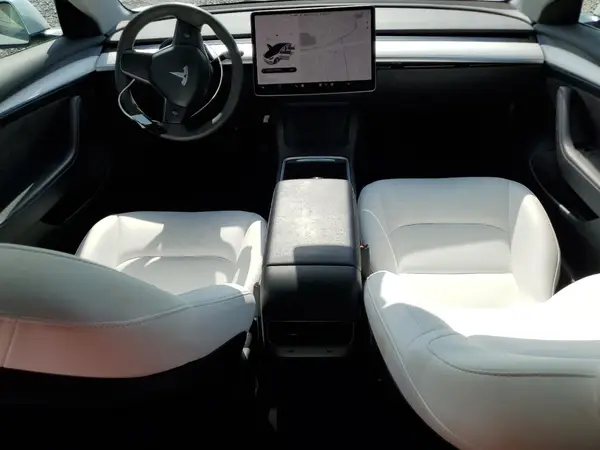 5YJ3E1EAXPF422956 2023 TESLA MODEL 3 - Image 8