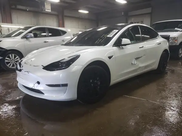 5YJ3E1EAXPF425369 2023 TESLA MODEL 3 - Image 1