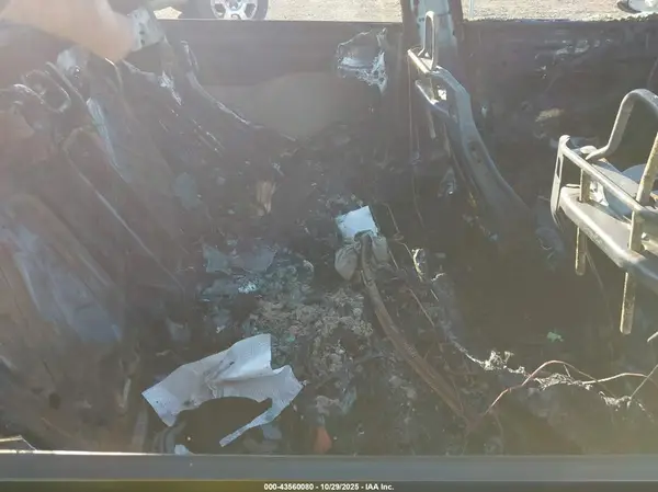 5YJ3E1EAXPF432032 2023 TESLA MODEL 3 - Image 8
