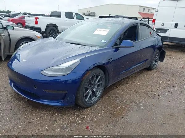 5YJ3E1EAXPF434654 2023 TESLA MODEL 3 - Image 2