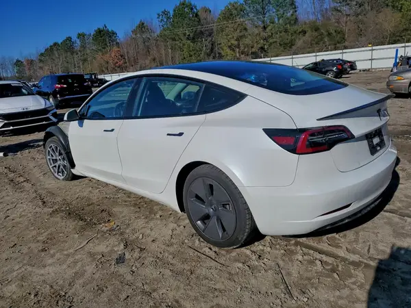 5YJ3E1EAXPF436176 2023 TESLA MODEL 3 - Image 2