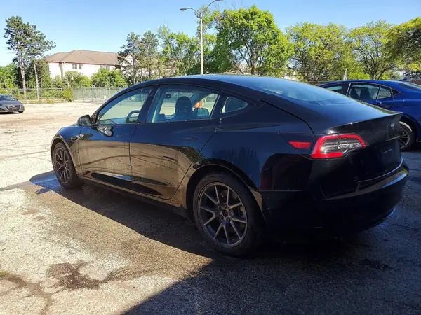 5YJ3E1EAXPF436193 2023 TESLA MODEL 3 - Image 2