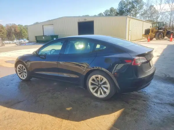 5YJ3E1EAXPF436484 2023 TESLA MODEL 3 - Image 2