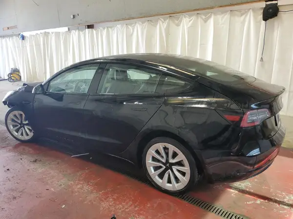 5YJ3E1EAXPF436842 2023 TESLA MODEL 3 - Image 2
