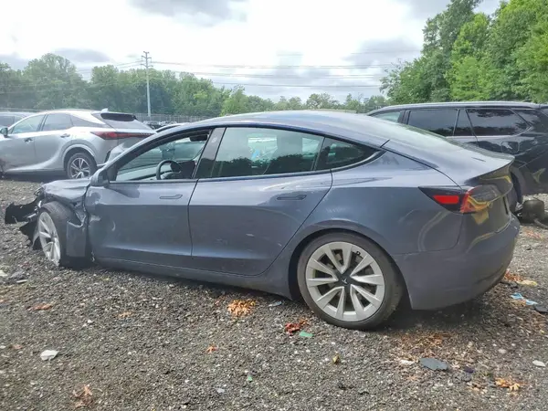 5YJ3E1EAXPF437358 2023 TESLA MODEL 3 - Image 2