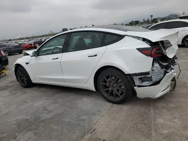 5YJ3E1EAXPF438350 2023 TESLA MODEL 3 - Image 2