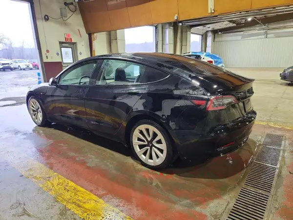 5YJ3E1EAXPF446786 2023 TESLA MODEL 3 - Image 2