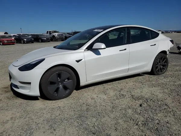 5YJ3E1EAXPF447422 2023 TESLA MODEL 3 - Image 1