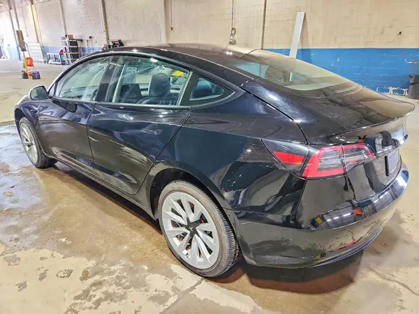 5YJ3E1EAXPF448683 2023 TESLA MODEL 3 - Image 2