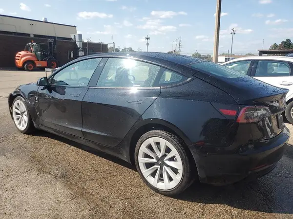 5YJ3E1EAXPF448831 2023 TESLA MODEL 3 - Image 2
