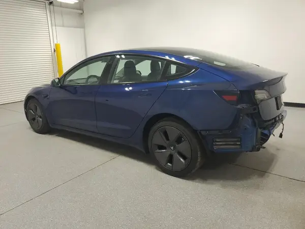 5YJ3E1EAXPF449526 2023 TESLA MODEL 3 - Image 2