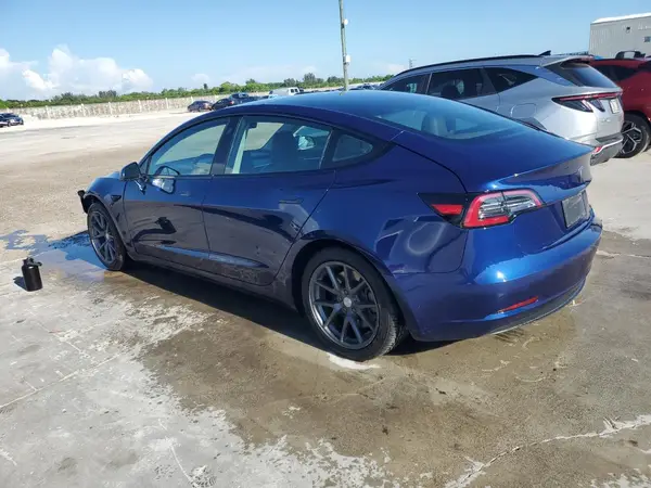 5YJ3E1EAXPF450000 2023 TESLA MODEL 3 - Image 2