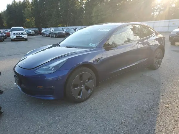 5YJ3E1EAXPF450563 2023 TESLA MODEL 3 - Image 1