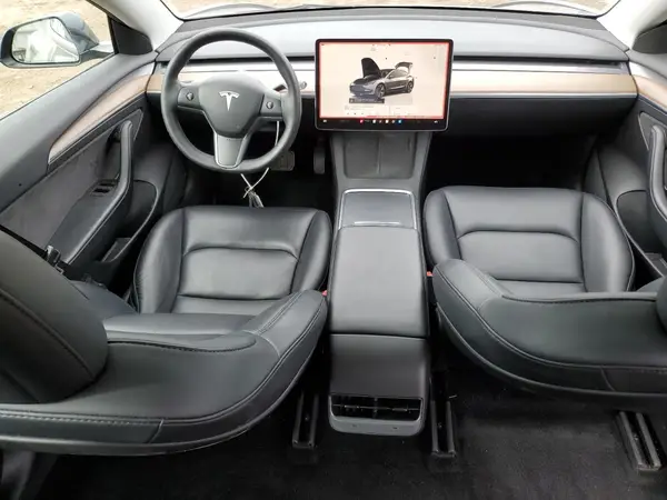 5YJ3E1EAXPF451082 2023 TESLA MODEL 3 - Image 8