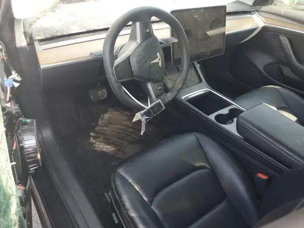 5YJ3E1EAXPF452135 2023 TESLA MODEL 3 - Image 8