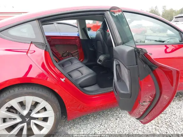 5YJ3E1EAXPF452281 2023 TESLA MODEL 3 - Image 8