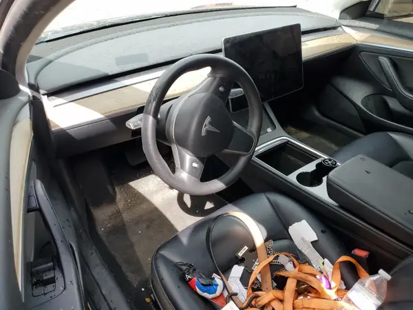 5YJ3E1EAXPF452605 2023 TESLA MODEL 3 - Image 8