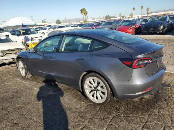 5YJ3E1EAXPF454564 2023 TESLA MODEL 3 - Image 2