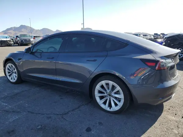 5YJ3E1EAXPF455780 2023 TESLA MODEL 3 - Image 2