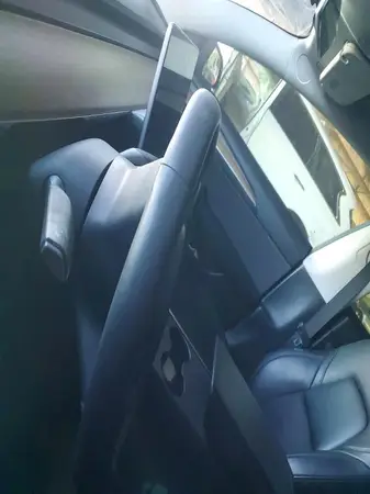 5YJ3E1EAXPF457979 2023 TESLA MODEL 3 - Image 8