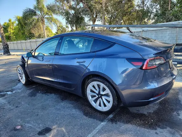5YJ3E1EAXPF458372 2023 TESLA MODEL 3 - Image 2