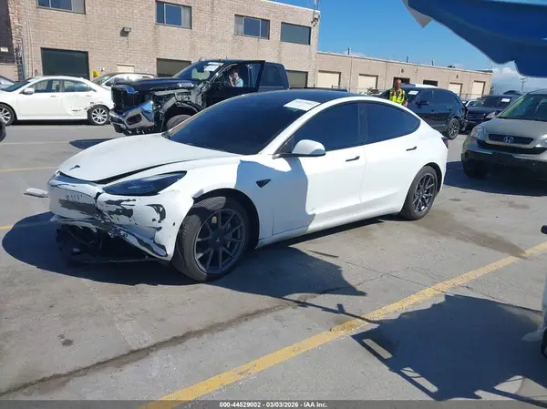 5YJ3E1EAXPF458517 2023 TESLA MODEL 3 - Image 2