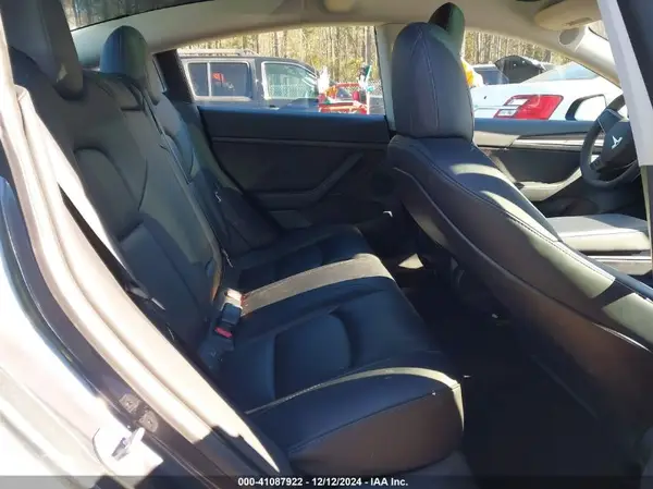 5YJ3E1EAXPF466701 2023 TESLA MODEL 3 - Image 8