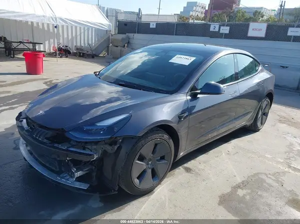 5YJ3E1EAXPF467461 2023 TESLA MODEL 3 - Image 2