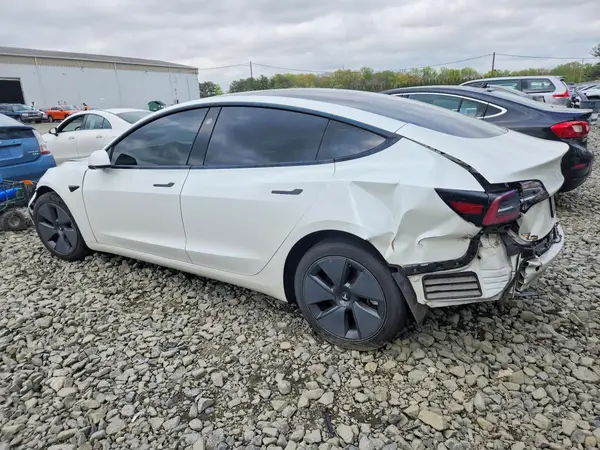 5YJ3E1EAXPF473325 2023 TESLA MODEL 3 - Image 2
