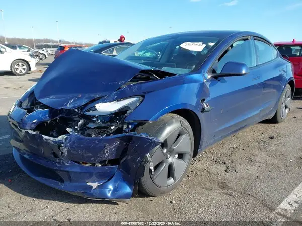 5YJ3E1EAXPF476600 2023 TESLA MODEL 3 - Image 2