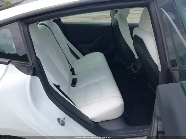 5YJ3E1EAXPF480856 2023 TESLA MODEL 3 - Image 8