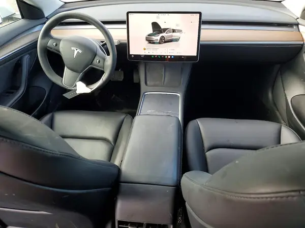5YJ3E1EAXPF481554 2027 TESLA MODEL 3 - Image 8