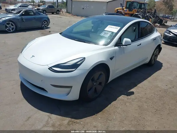 5YJ3E1EAXPF489718 2023 TESLA MODEL 3 - Image 2