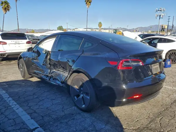 5YJ3E1EAXPF493512 2023 TESLA MODEL 3 - Image 2