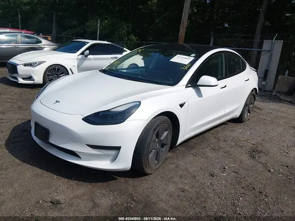 5YJ3E1EAXPF499911 2023 TESLA MODEL 3 - Image 2
