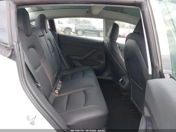 5YJ3E1EAXPF505318 2023 TESLA MODEL 3 - Image 8