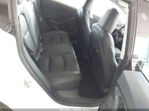 5YJ3E1EAXPF509000 2023 TESLA MODEL 3 - Image 8