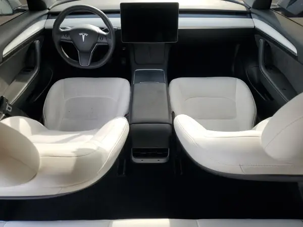5YJ3E1EAXPF510082 2023 TESLA MODEL 3 - Image 8