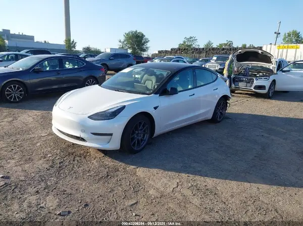 5YJ3E1EAXPF511717 2023 TESLA MODEL 3 - Image 2