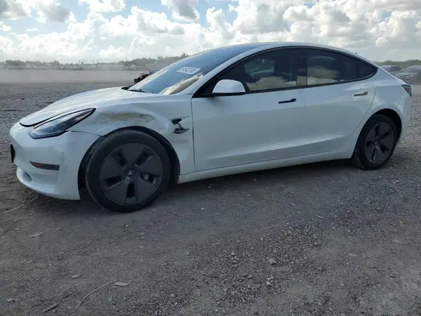 5YJ3E1EAXPF513726 2023 TESLA MODEL 3 - Image 1