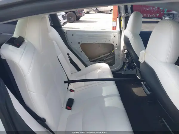 5YJ3E1EAXPF516755 2023 TESLA MODEL 3 - Image 8
