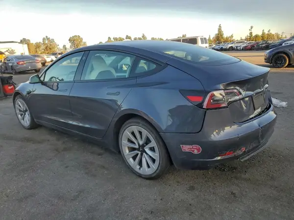 5YJ3E1EAXPF517131 2023 TESLA MODEL 3 - Image 2
