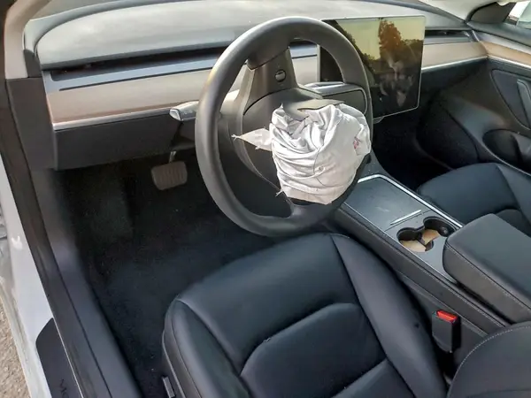 5YJ3E1EAXPF540800 2023 TESLA MODEL 3 - Image 8